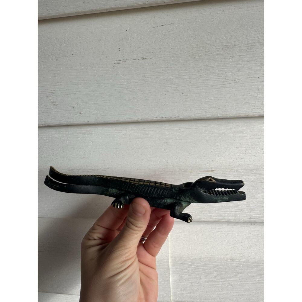 Vintage Mid Century Cast Brass Alligator Crocodile Nut Cracker Nutcracker 8"